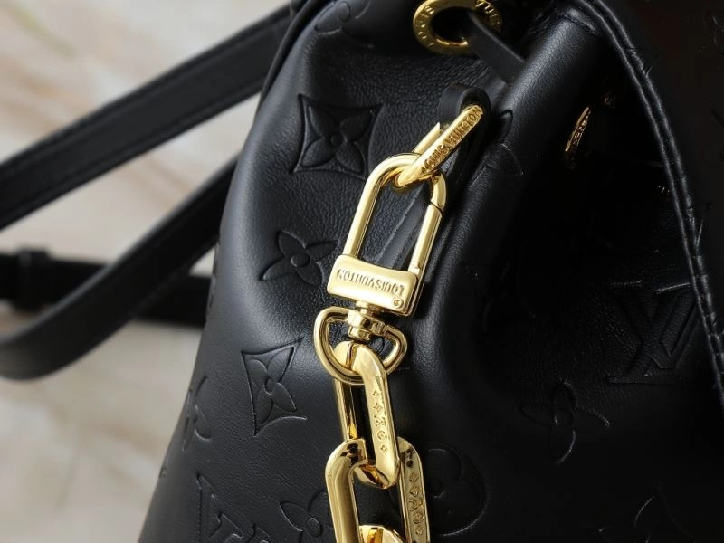 Louis Vuitton Backpacks Snug 88662