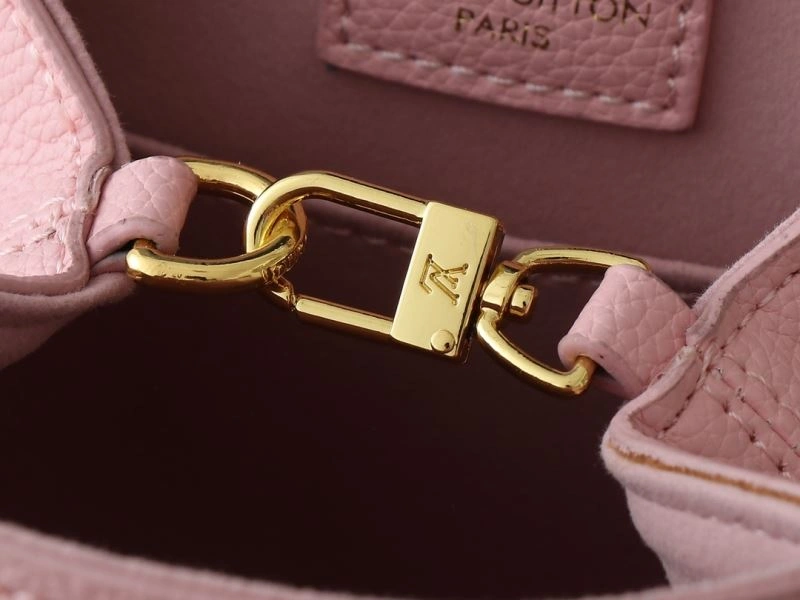 Louis Vuitton Backpacks GoodFit 78995