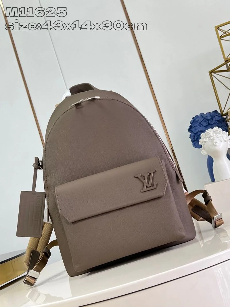 Louis Vuitton Backpacks Sleek 41438