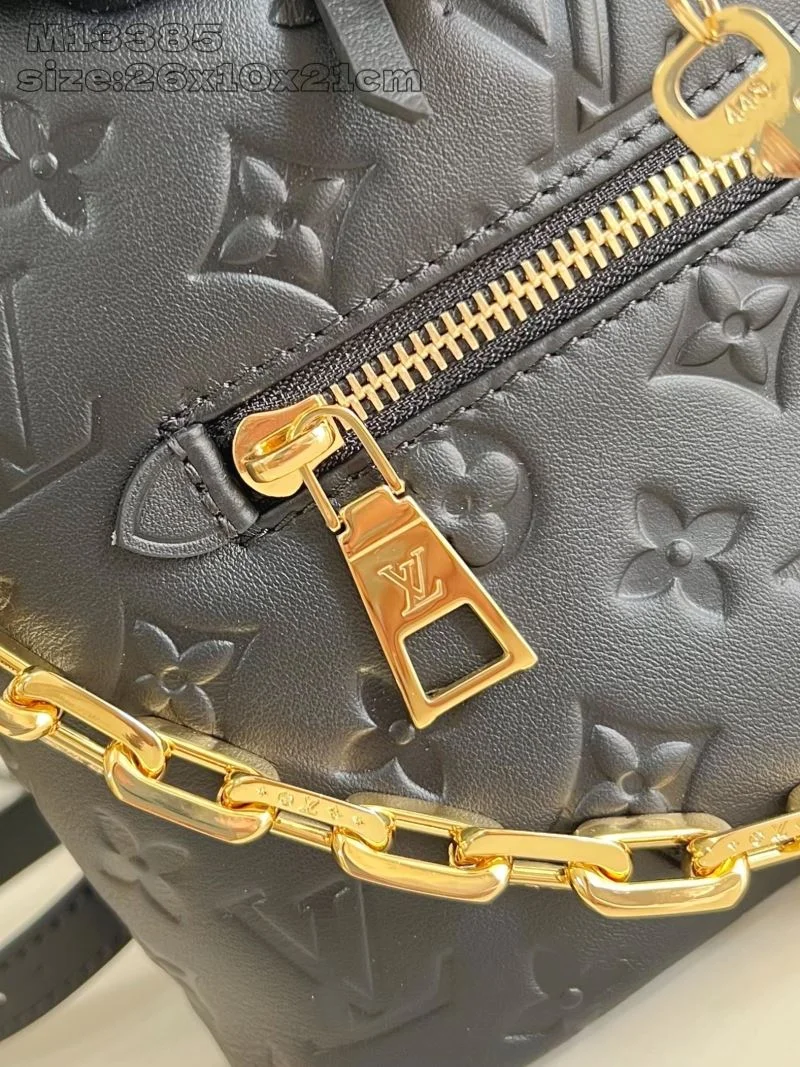 Louis Vuitton Backpacks Trendy 40887