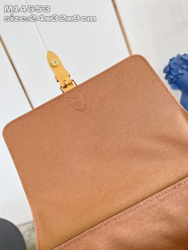 SmoothTexture Louis Vuitton Backpacks 40829