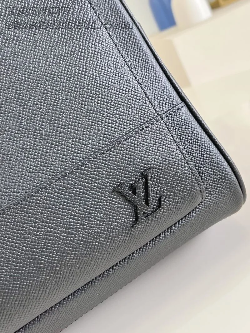 Breathable Louis Vuitton Backpacks 40826