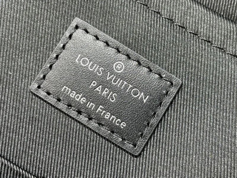 Sleek Louis Vuitton Backpacks 40783