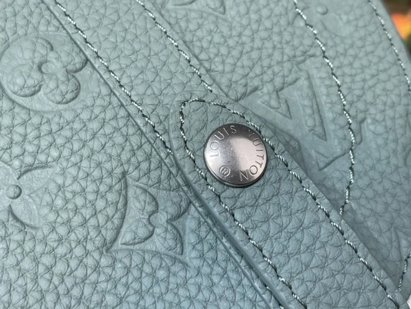 Louis Vuitton Backpacks Tailored 40789