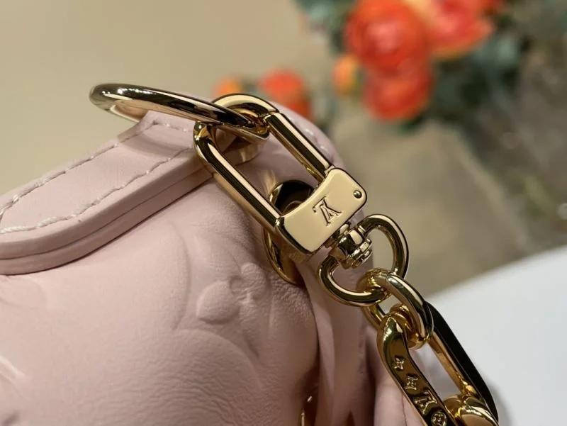 Louis Vuitton Backpacks EasyCare 40781