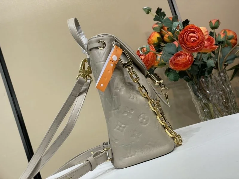FashionForward Louis Vuitton Backpacks 40782
