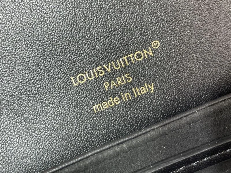 SoftTouch Louis Vuitton Backpacks 40850