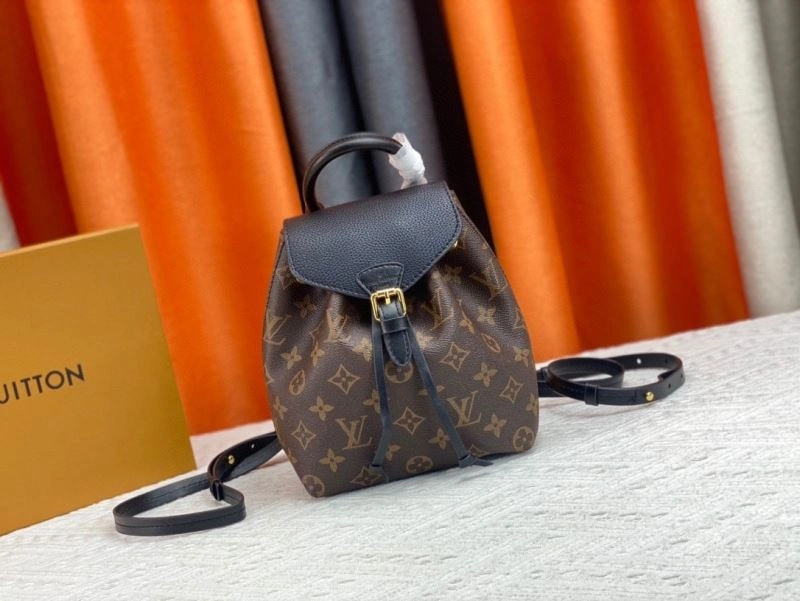 UrbanChic Louis Vuitton Backpacks 79931