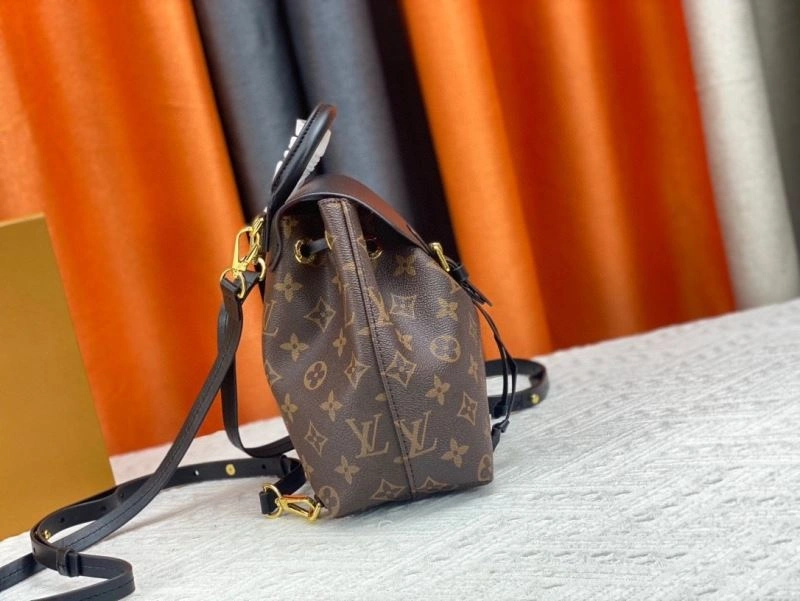 UrbanChic Louis Vuitton Backpacks 79931