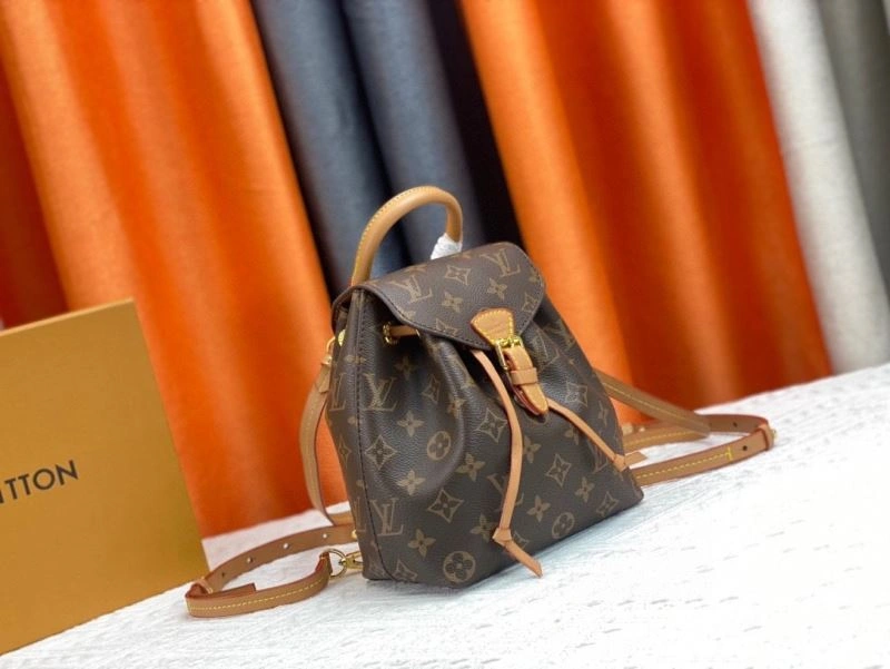 Louis Vuitton Backpacks Vibrant 79925