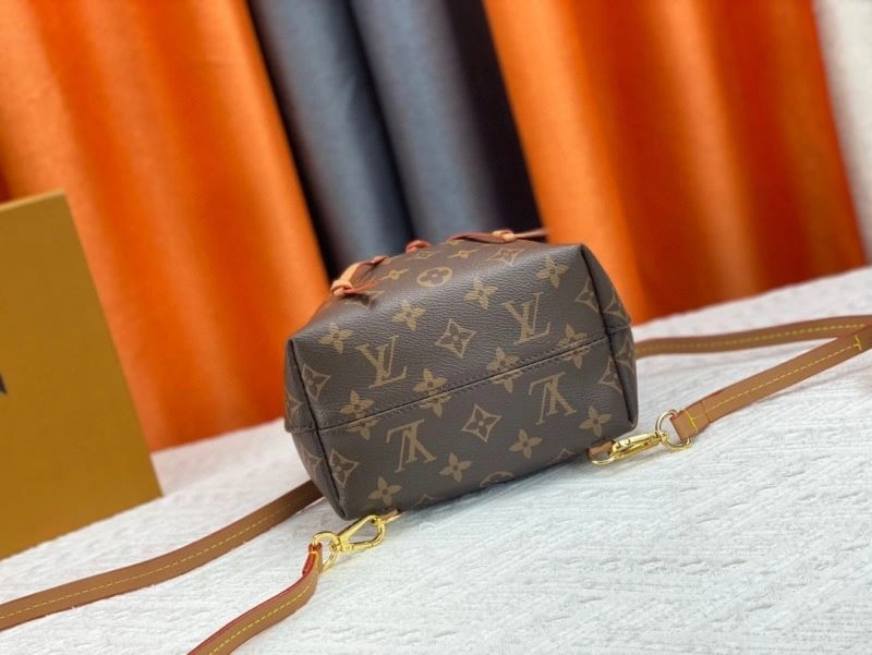 Louis Vuitton Backpacks Vibrant 79925