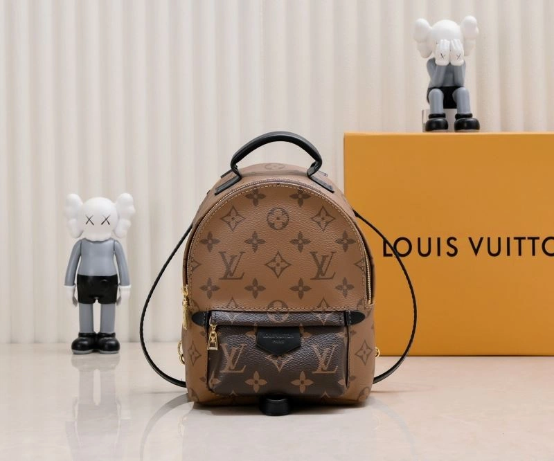 Louis Vuitton Backpacks WeatherProof 79928