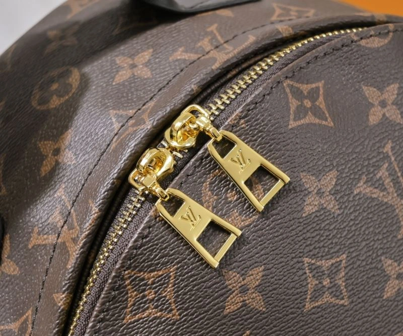 Louis Vuitton Backpacks Casual 79926
