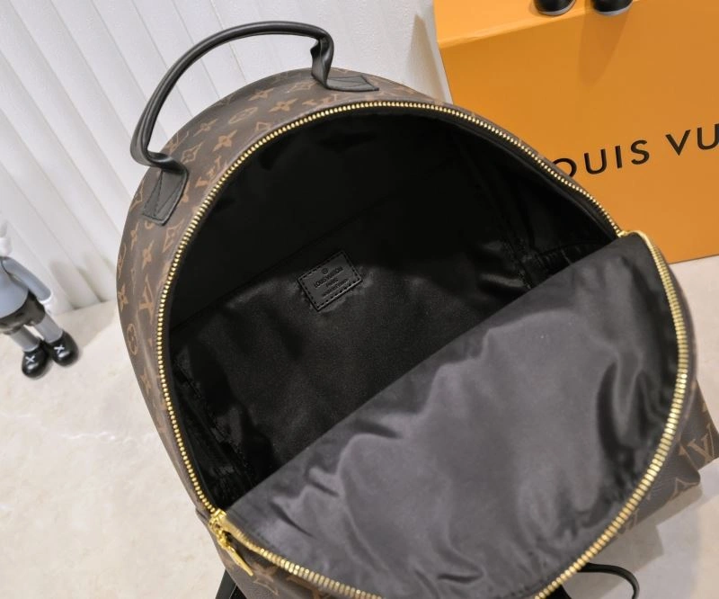 Louis Vuitton Backpacks Casual 79926
