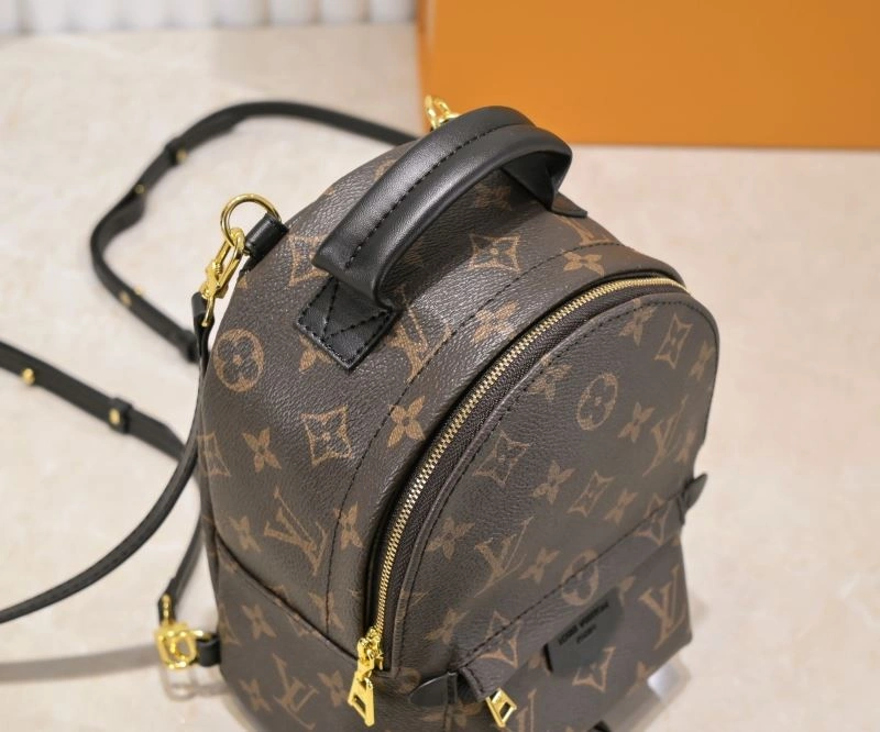 Louis Vuitton Backpacks WaterResistant 79922