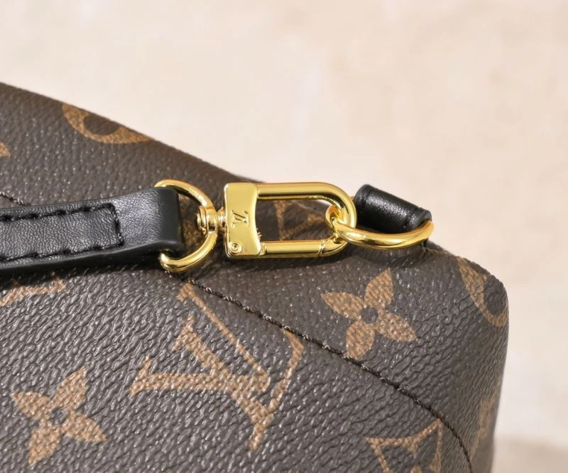 Louis Vuitton Backpacks WaterResistant 79922