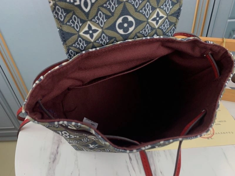 Lightweight Louis Vuitton Backpacks 79909