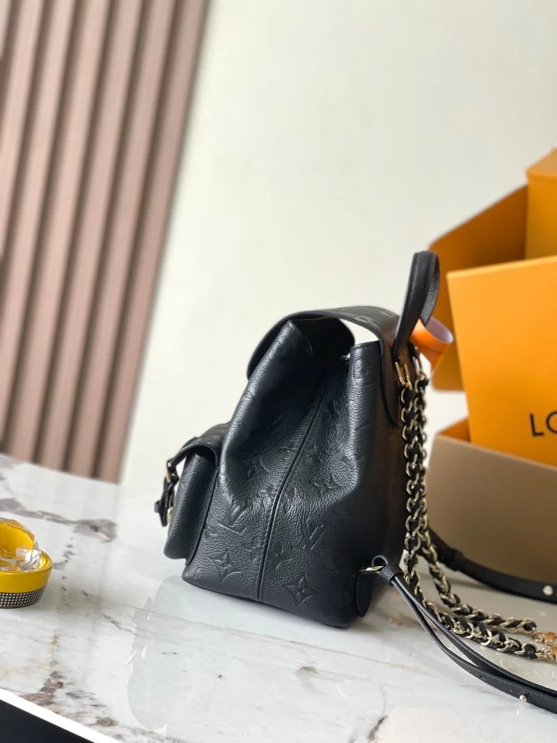 Louis Vuitton Backpacks Chic 40180