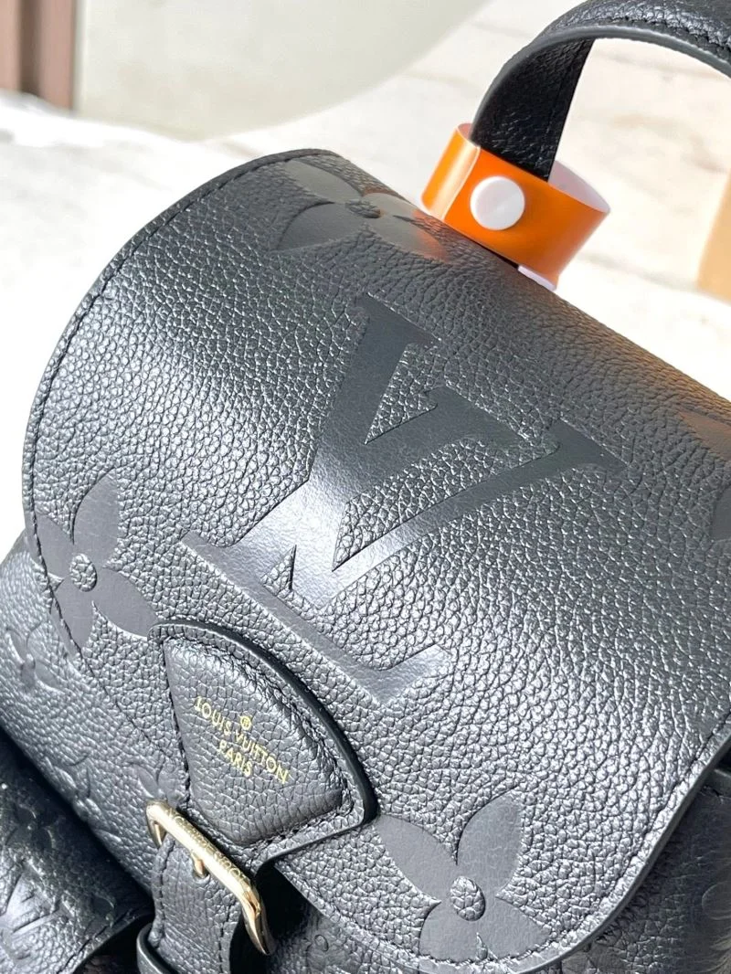 Louis Vuitton Backpacks Chic 40180