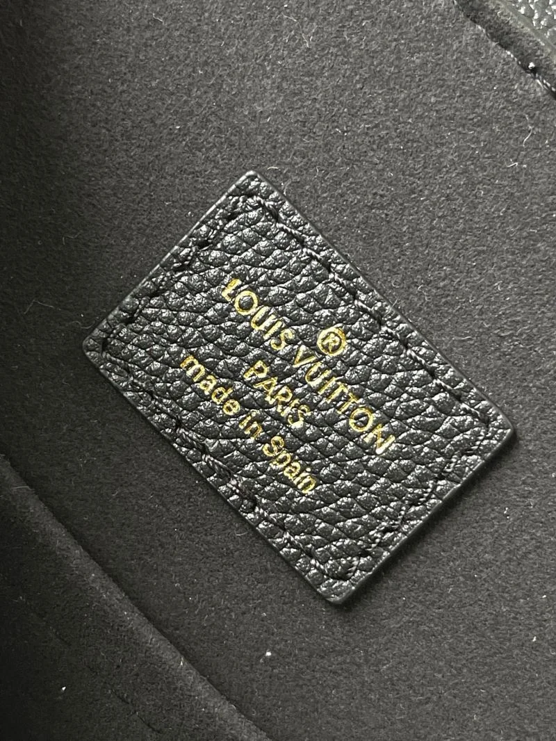 Louis Vuitton Backpacks Chic 40180