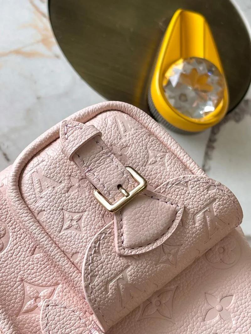 Louis Vuitton Backpacks RelaxedFit 40177