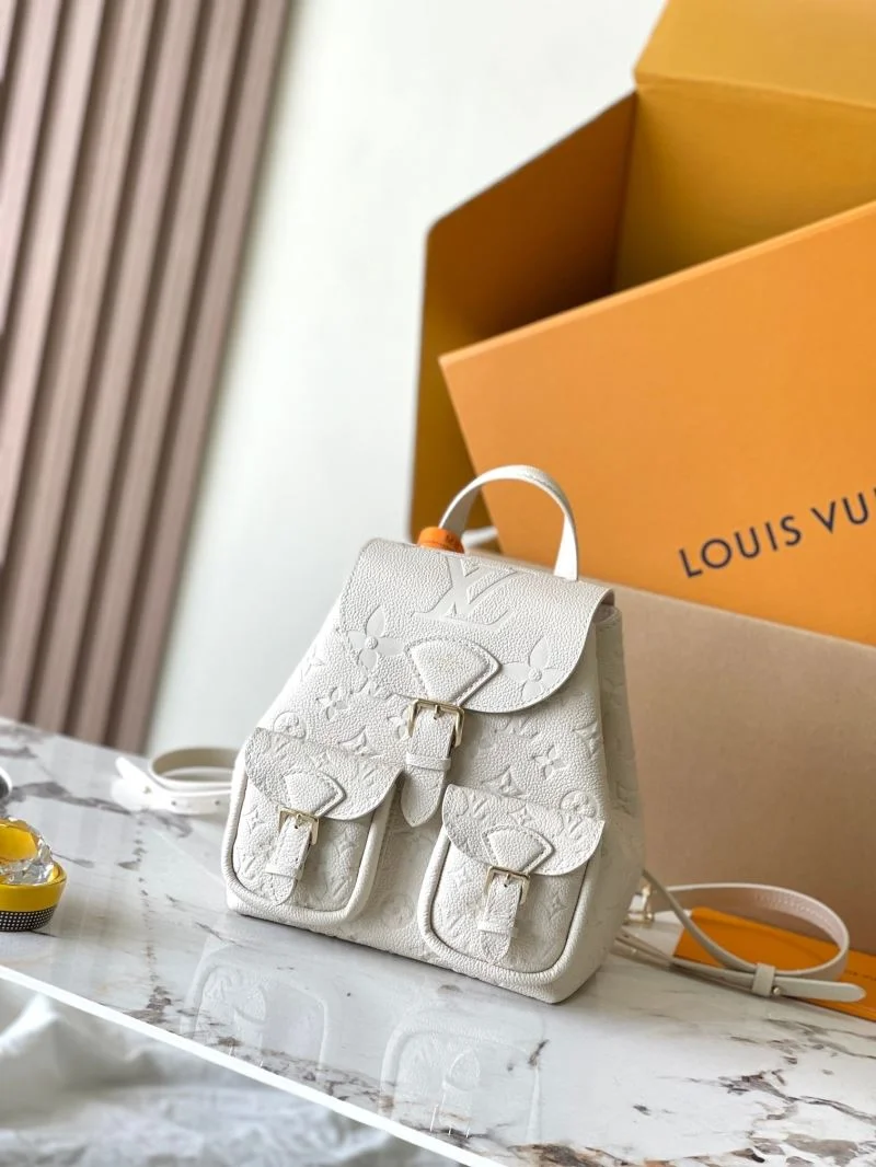 Louis Vuitton Backpacks Cozy 40172