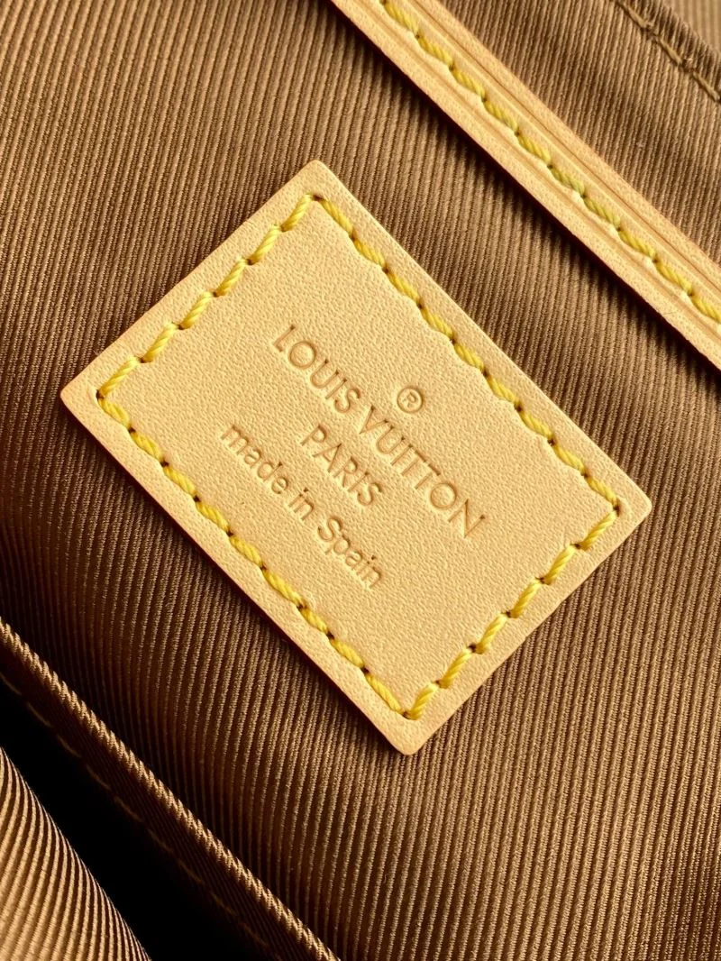 Louis Vuitton Backpacks Chic 40166