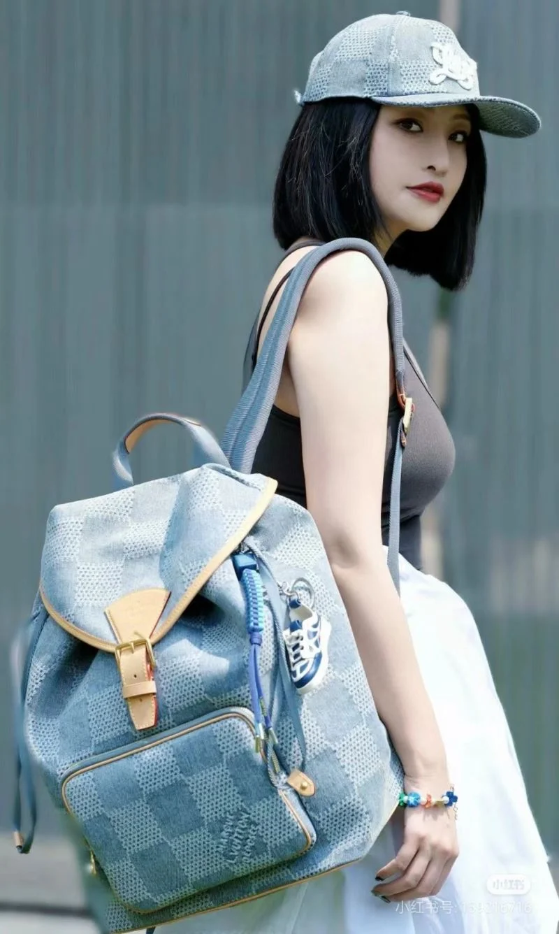 Louis Vuitton Backpacks FlexibleFit 40163