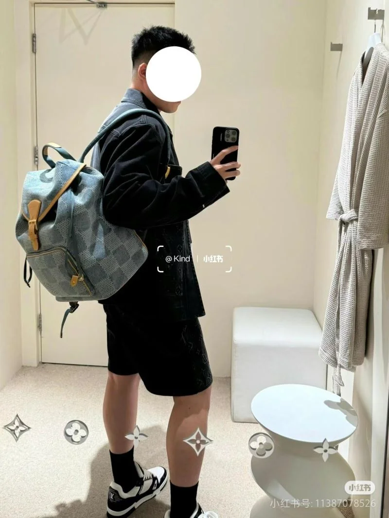 Louis Vuitton Backpacks FlexibleFit 40163