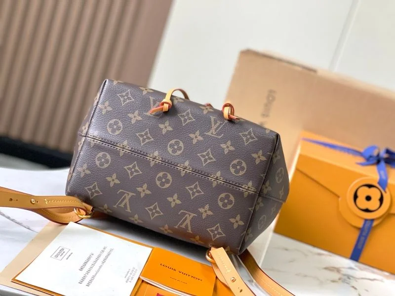 Bright Louis Vuitton Backpacks 40153