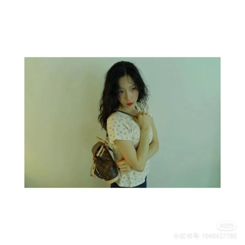 WaterResistant Louis Vuitton Backpacks 40157