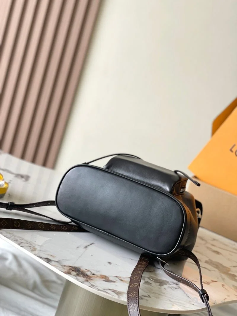 Louis Vuitton Backpacks TimelessDesign 40152