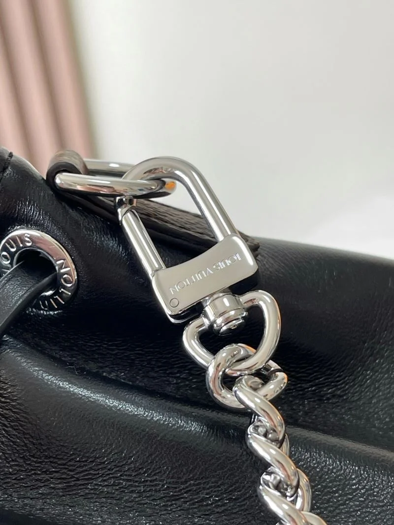 Louis Vuitton Backpacks TimelessDesign 40152