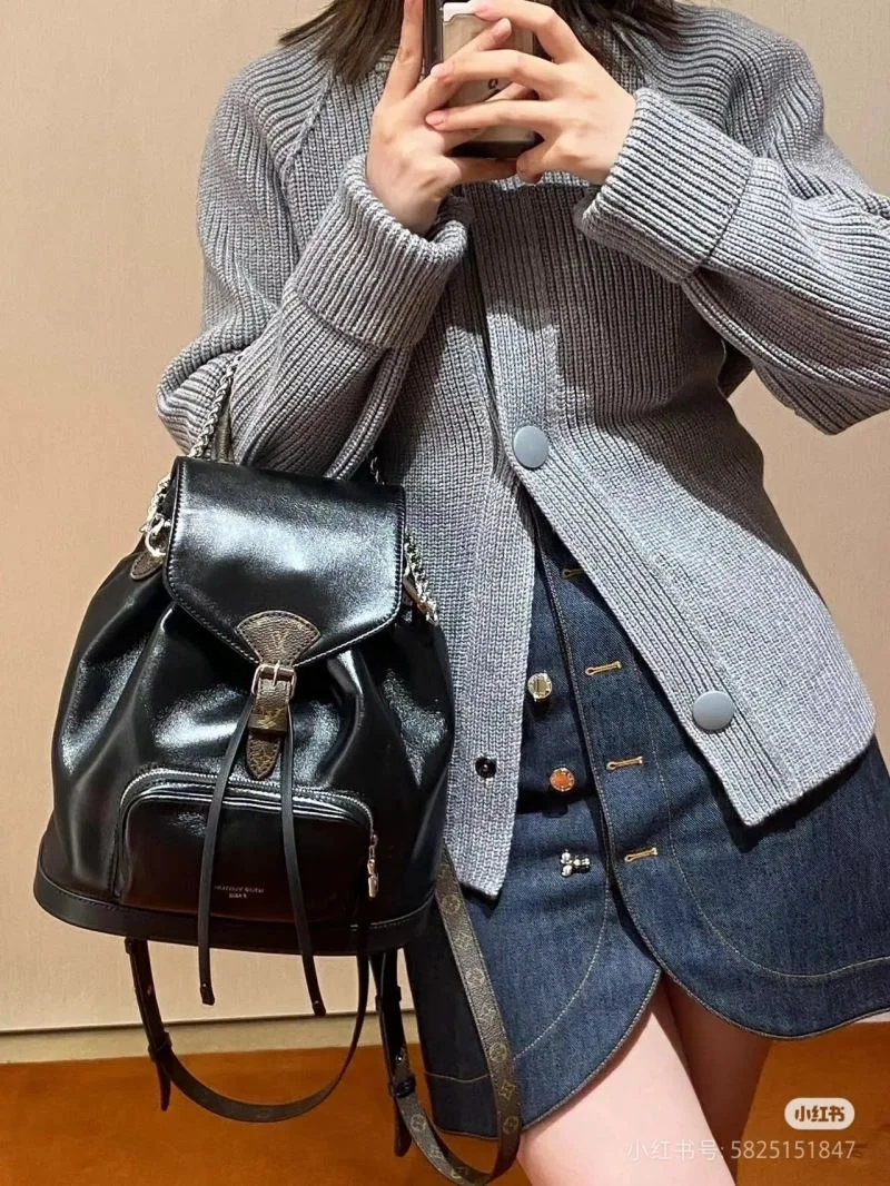 Louis Vuitton Backpacks TimelessDesign 40152