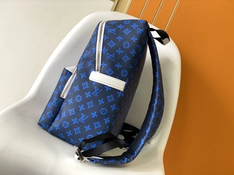 Louis Vuitton Backpacks OnTrend 39291