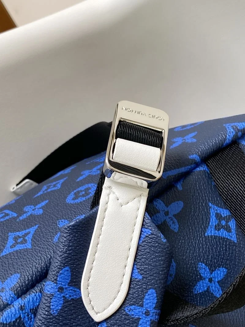 Louis Vuitton Backpacks OnTrend 39291