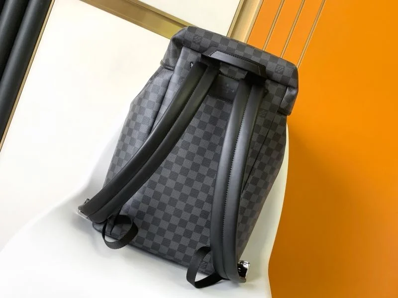 Louis Vuitton Backpacks Durable 39305