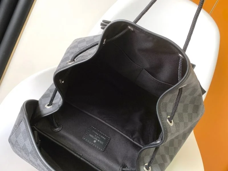 Louis Vuitton Backpacks Durable 39305