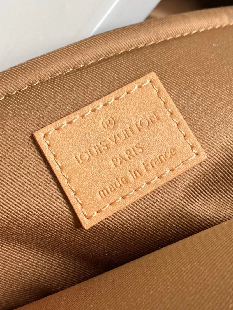 WeatherProof Louis Vuitton Backpacks 39322