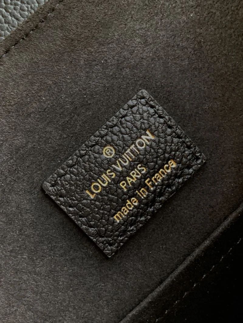 Supportive Louis Vuitton Backpacks 38929