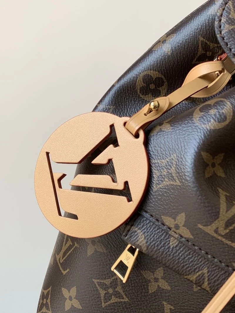 FreshLook Louis Vuitton Backpacks 38942