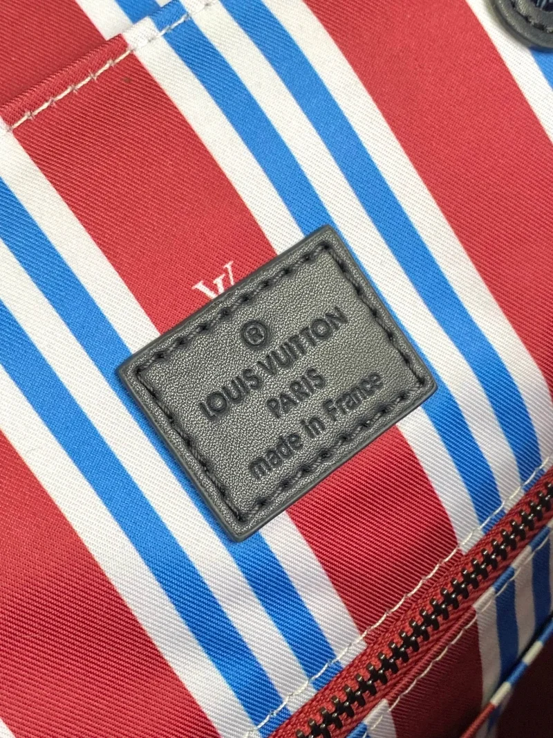 ComfortFit Louis Vuitton Backpacks 38923