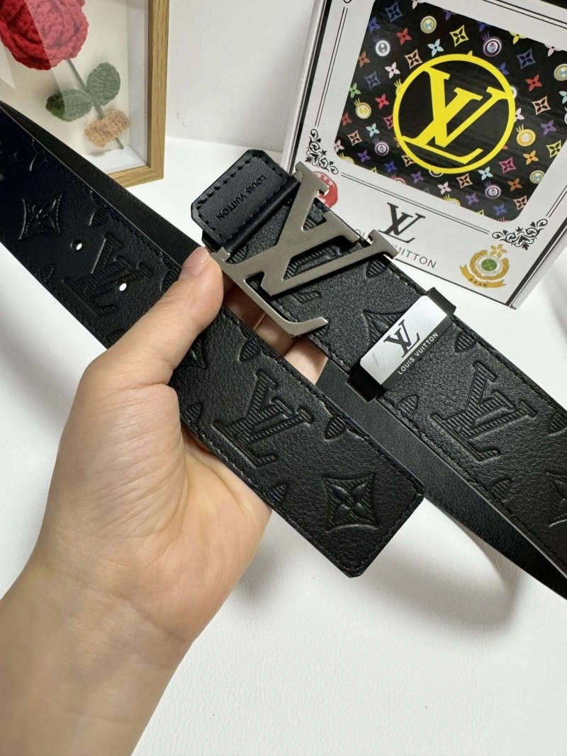 WellDesigned Louis Vuitton Belts 299294