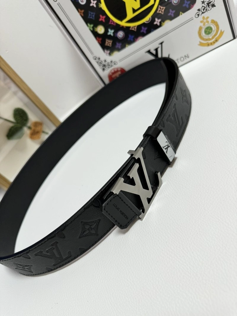 WellDesigned Louis Vuitton Belts 299294