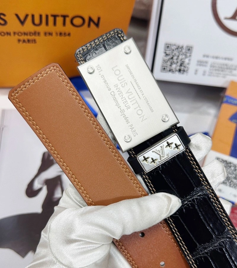 Sporty Louis Vuitton Belts 299292