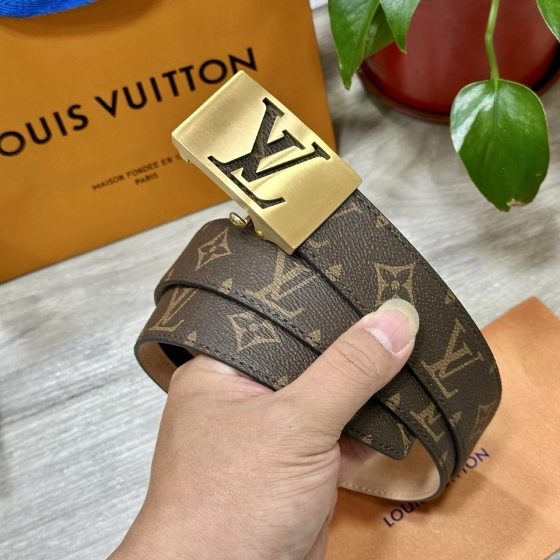 Elegant Louis Vuitton Belts 299208