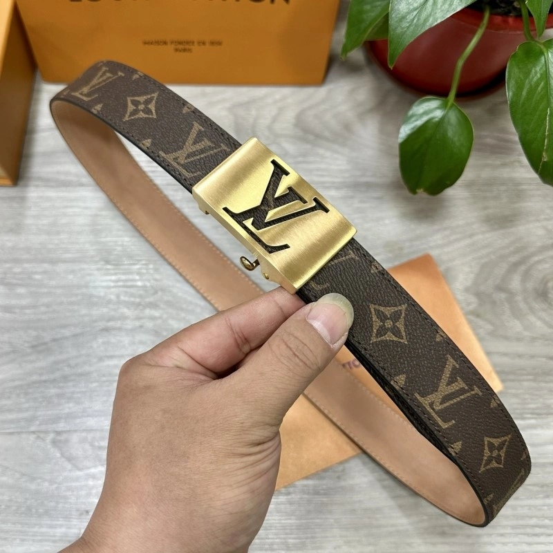 Elegant Louis Vuitton Belts 299208