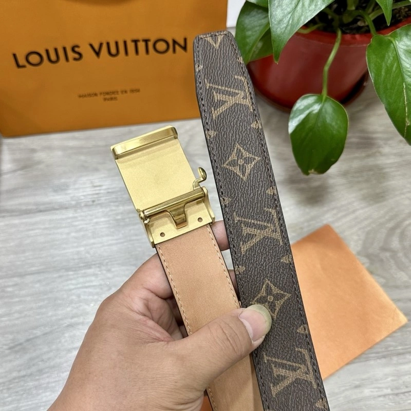 Elegant Louis Vuitton Belts 299208