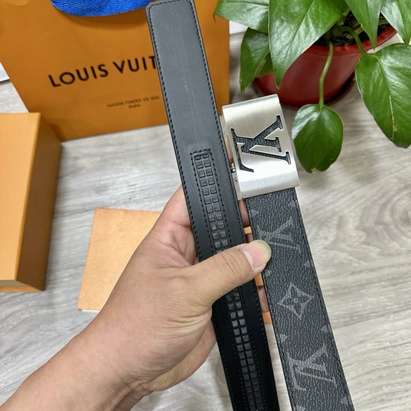 Louis Vuitton Belts Practical 299202