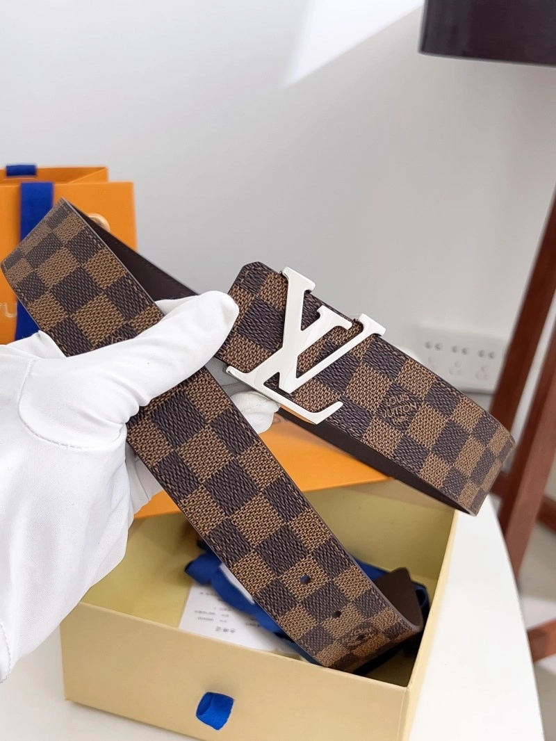 Louis Vuitton Belts Trendsetting 299154